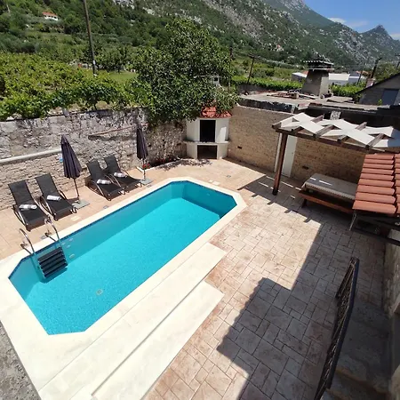 Stone Paradise 2 Appartement *