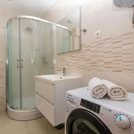 Stone Paradise 2 Appartement Čisla