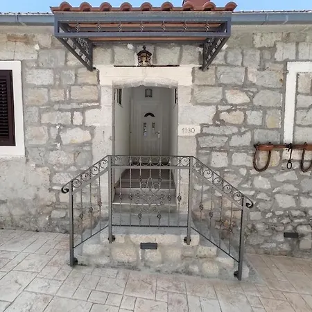 Apartmán Stone Paradise 2 *